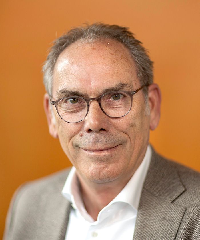 PIET MOLENAAR